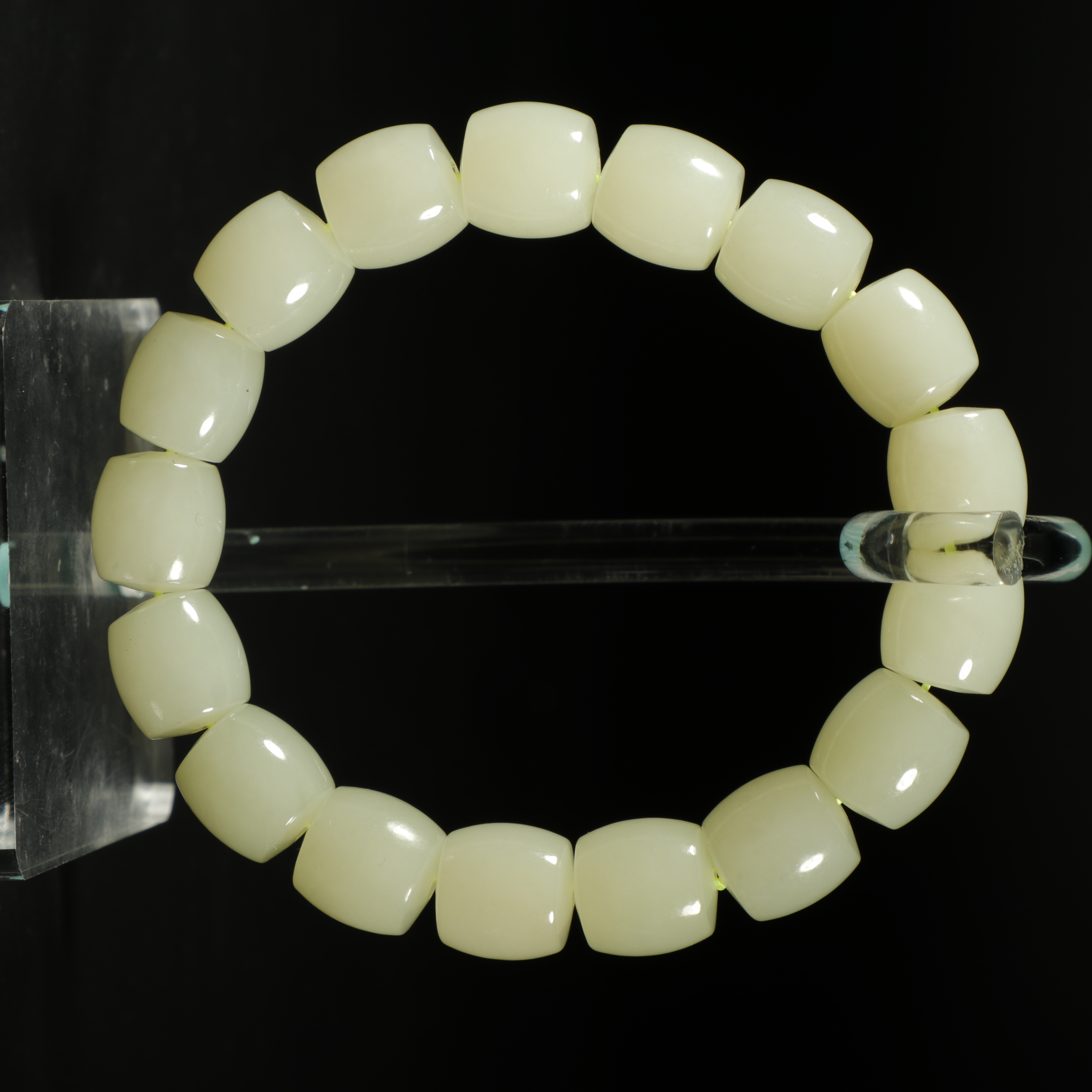 lot8809 和田玉手串/云南典藏