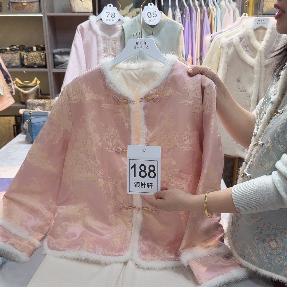 K***K非遗传承人的精神风貌和精神风貌得到