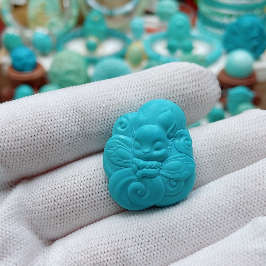 绿松石未镶嵌九尾狐