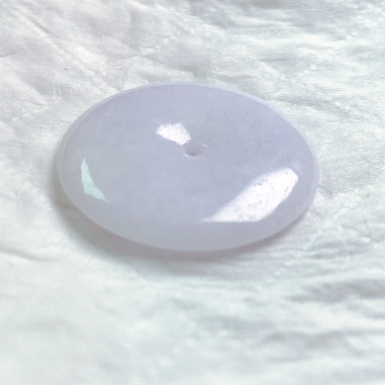 翡翠颈饰未镶嵌平安扣