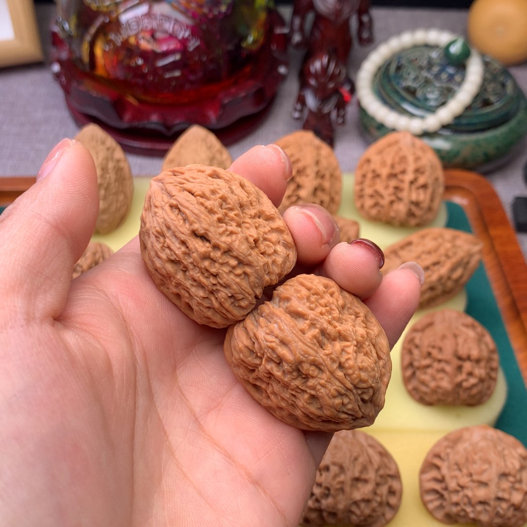 文玩核桃把件好皮质南将有黄