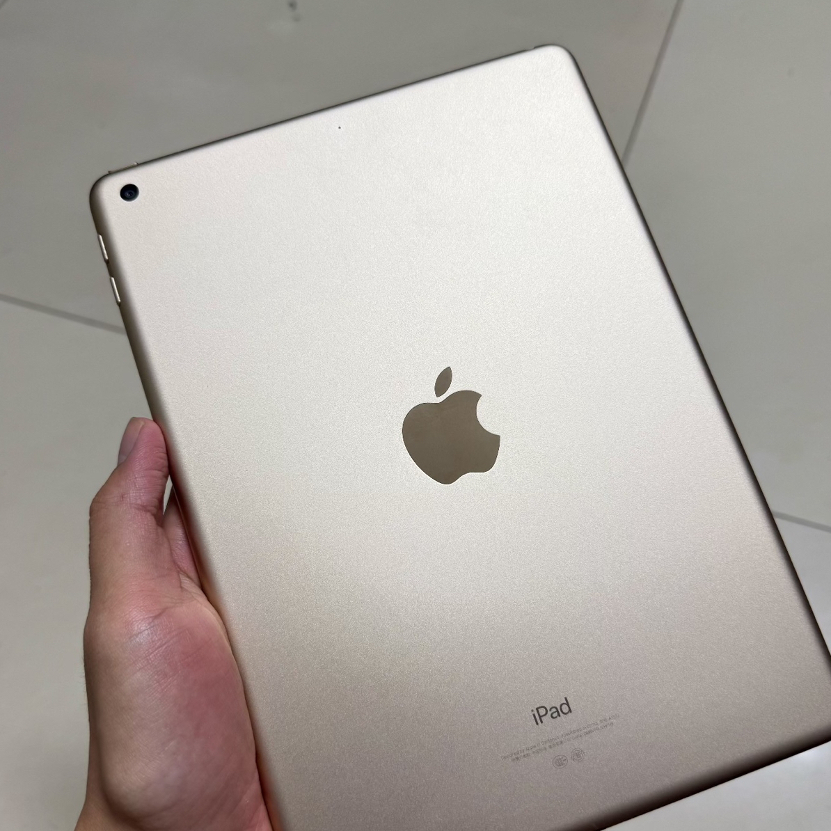 9新 HP/惠普 苹果二手平板电脑看电视看电影办公