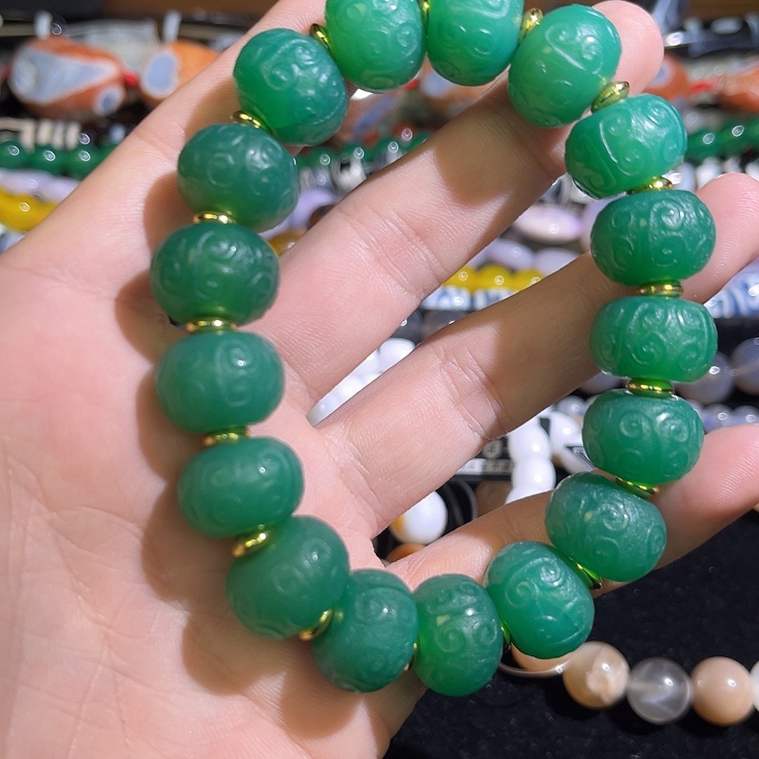 玛瑙/玉髓未镶嵌珠宝半成品回纹绿玛瑙