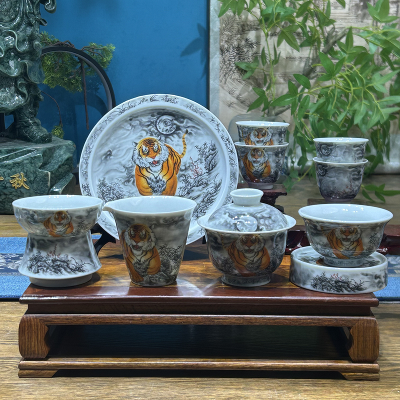 景德镇陶瓷粉彩瓷虎啸山林10件套组中式高端茶器送礼功夫茶具整套