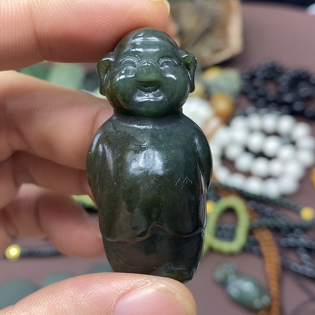 和田玉未镶嵌珠宝奇石