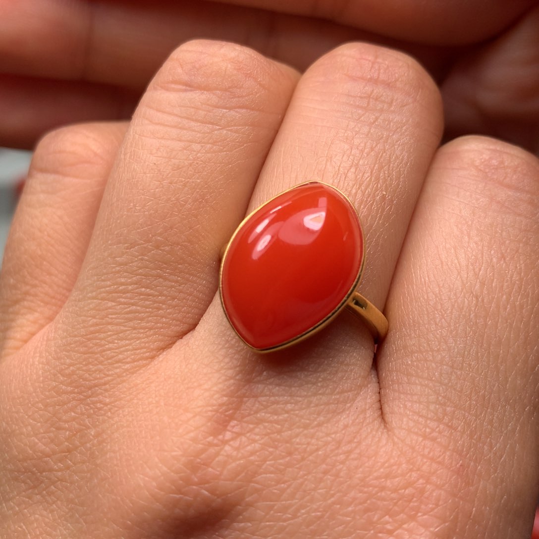 南红玛瑙戒指18K金镶嵌