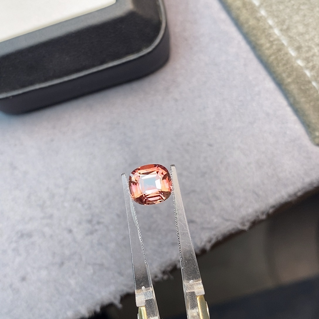 珠宝半成品未镶嵌碧玺2.12ct 阿富汗