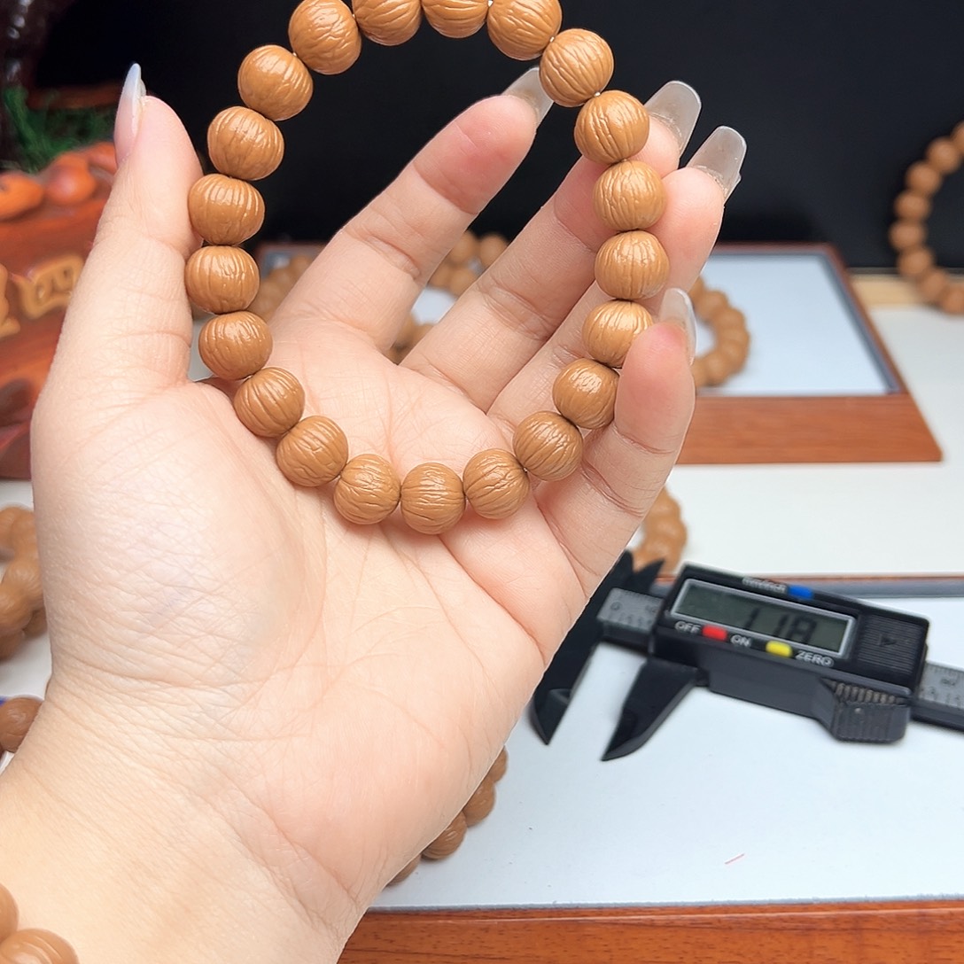 猴头核桃吊坠土豪