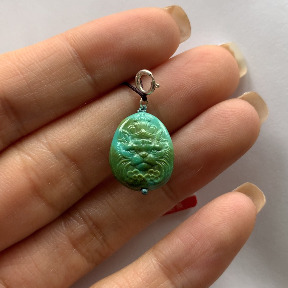 绿松石配饰未镶嵌