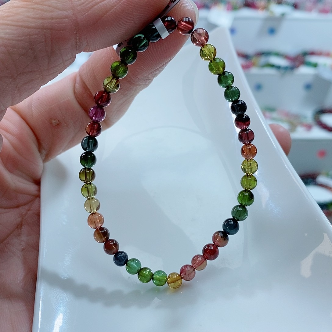 碧玺手链未镶嵌小****?手链