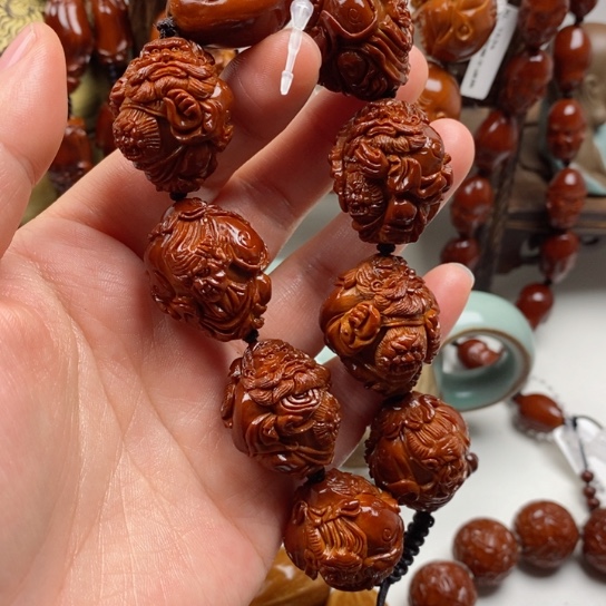 橄榄核吊坠一****）回血回血