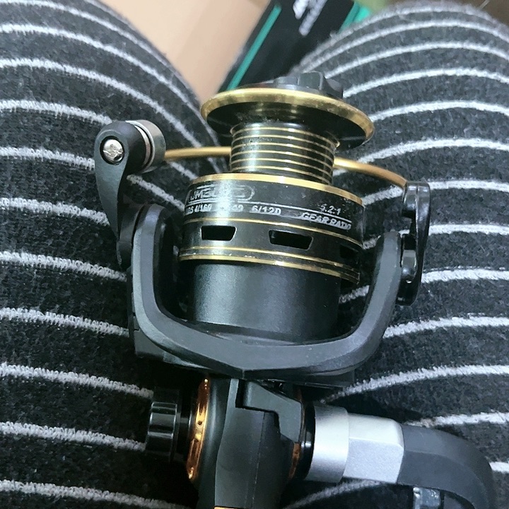 碳素1.8m以下3000黑金色纺车轮