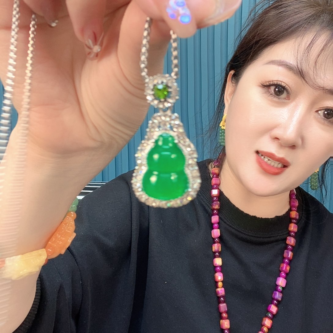 石英质玉手镯合金