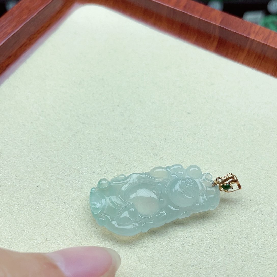 翡翠手链未镶嵌柿**意缅甸翡翠A货