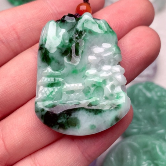 翡翠吊坠(不含链)未镶嵌