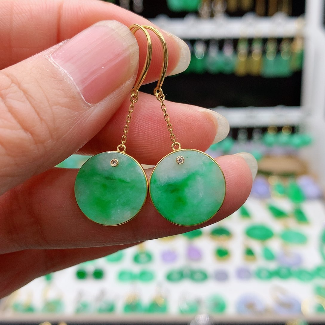 翡翠耳饰18K金镶嵌的