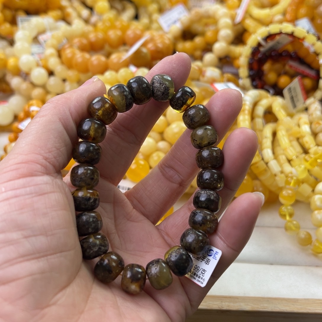 琥珀珠宝奇石未镶嵌