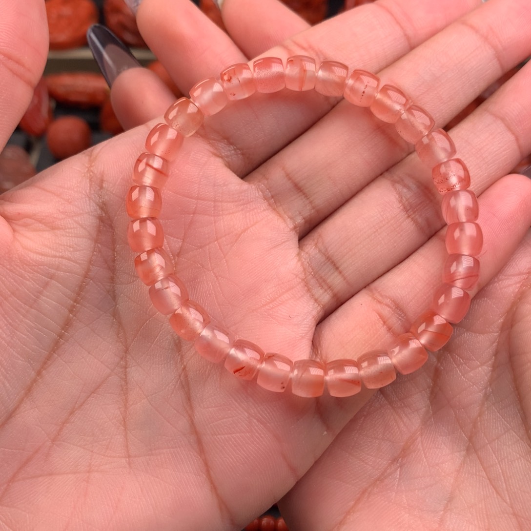 南红玛瑙冰飘手串6+未镶嵌