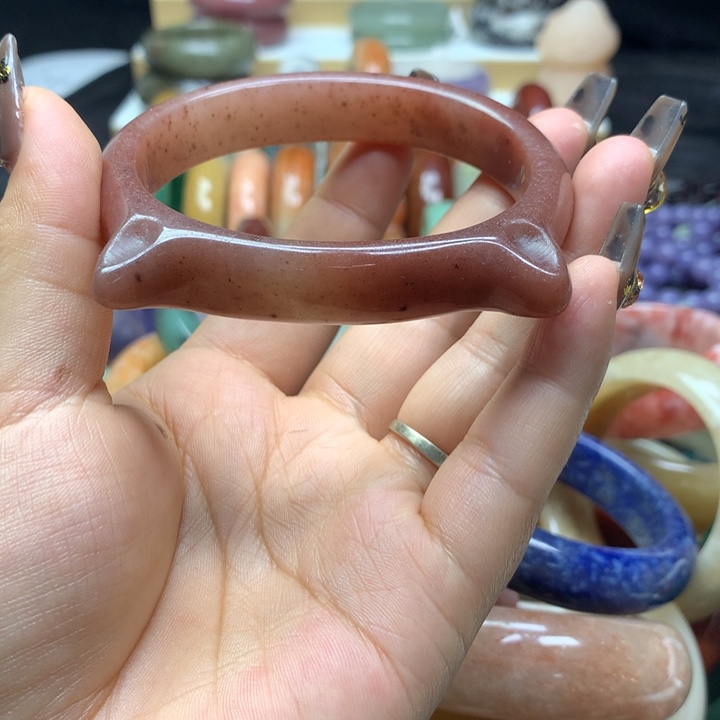 未镶嵌手镯石英质玉余**好