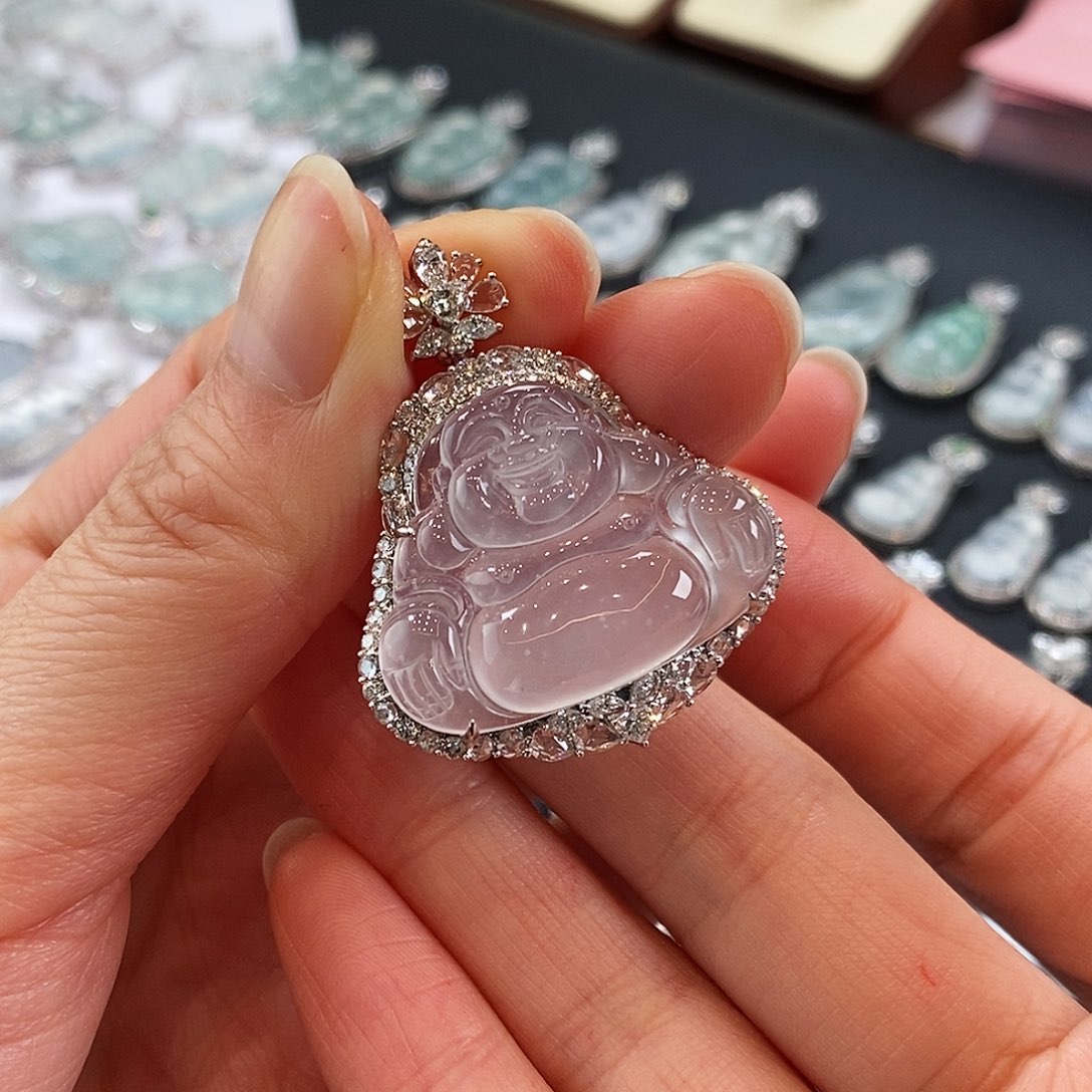 翡翠颈饰18K金镶嵌天然缅甸翡翠吊坠佛公