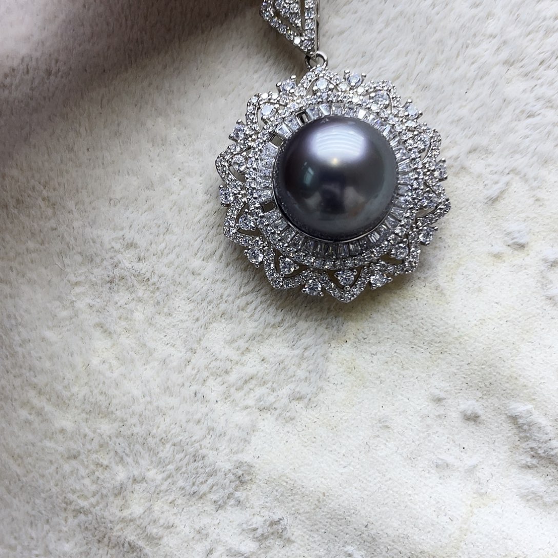 银S925镶嵌海水珍珠颈饰