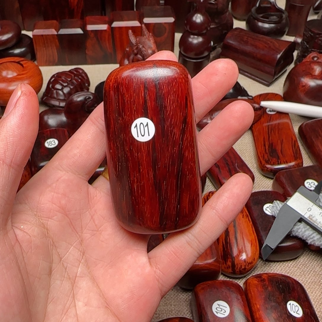 檀香紫檀（小叶紫檀）