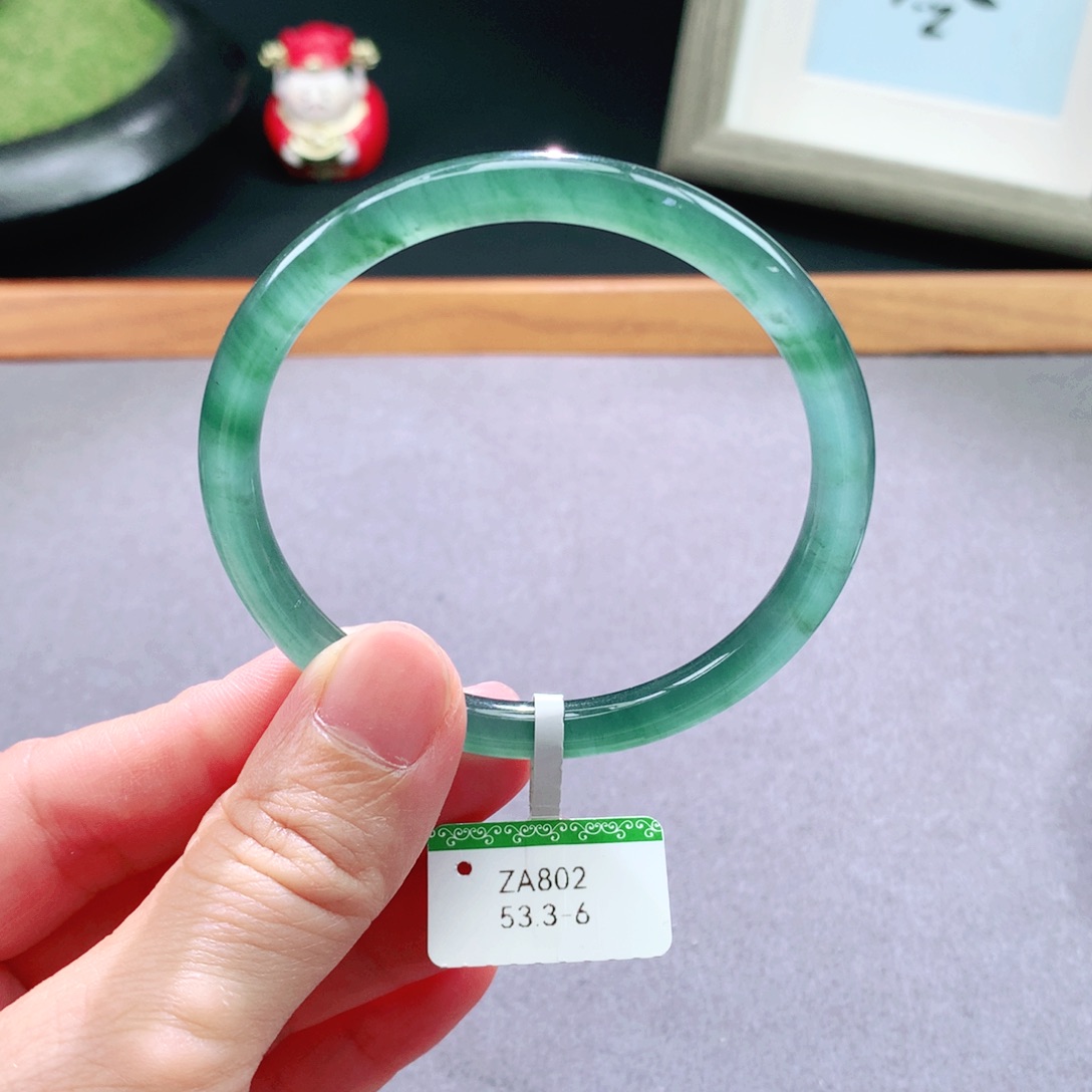 翡翠手镯未镶嵌天然翡翠手镯