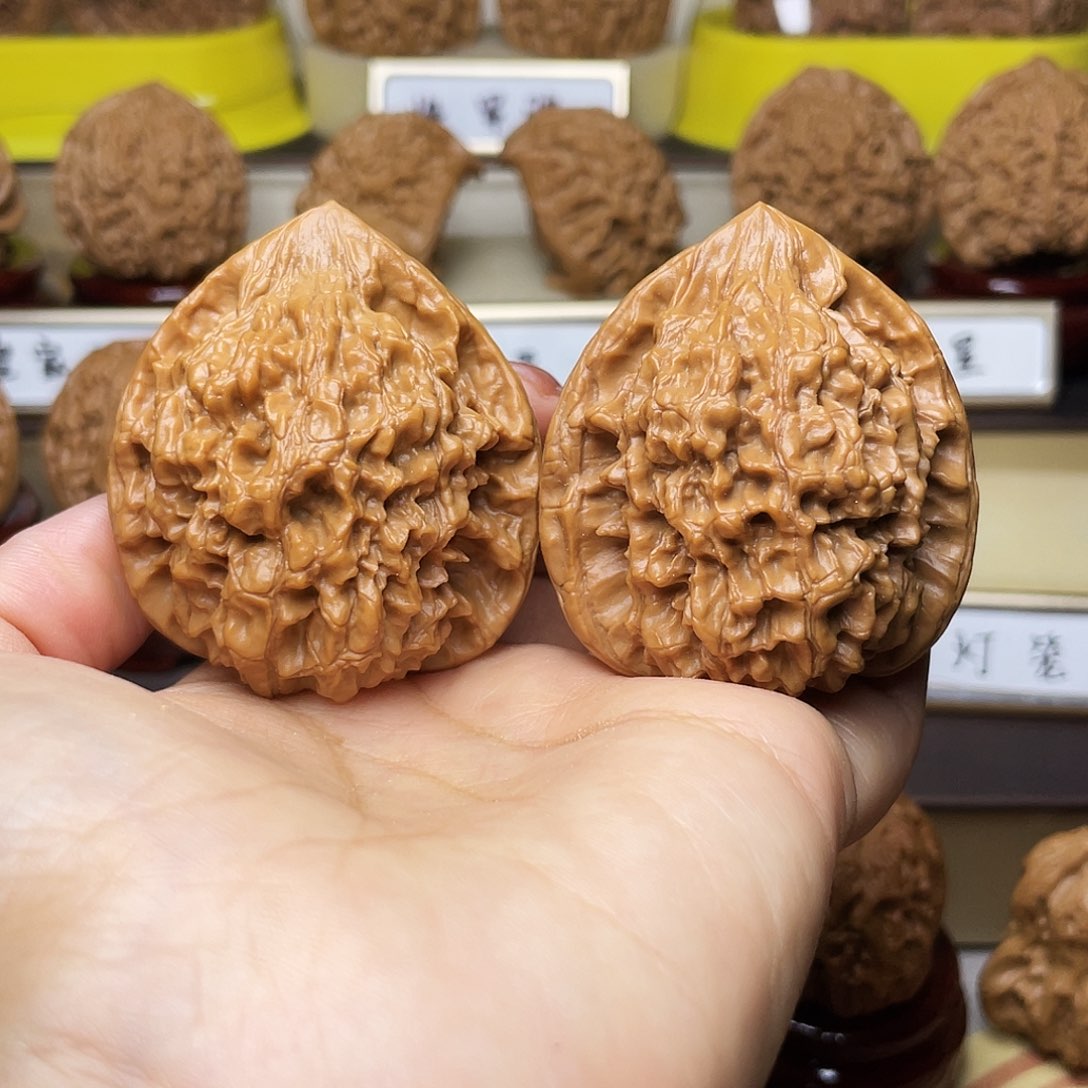 把件文玩核桃官帽45左右