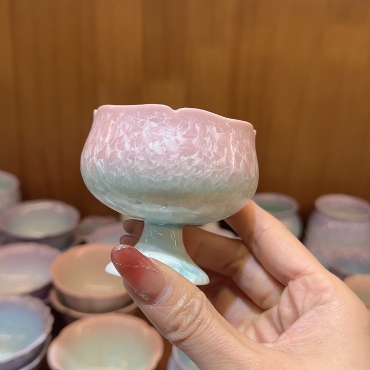 茶杯里的小鸟也太好看惹