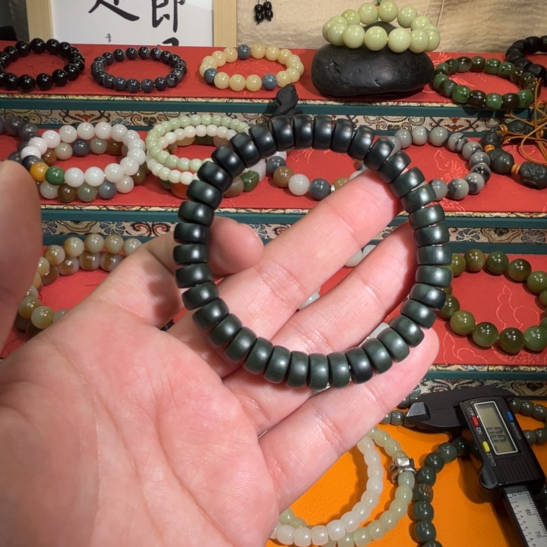 和田玉手链未镶嵌