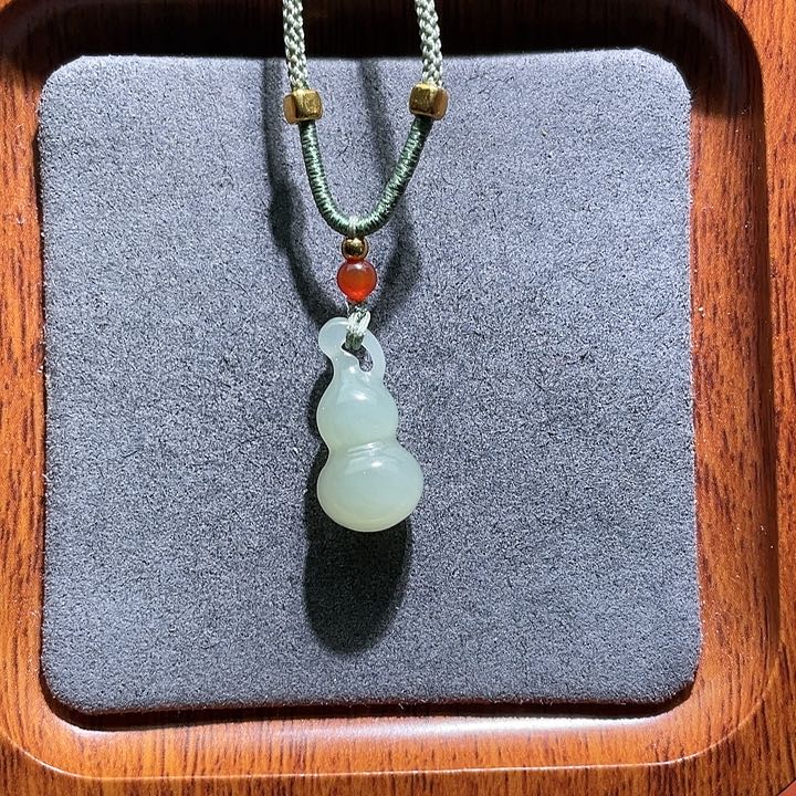 【闪购商品】和田玉未镶嵌颈饰