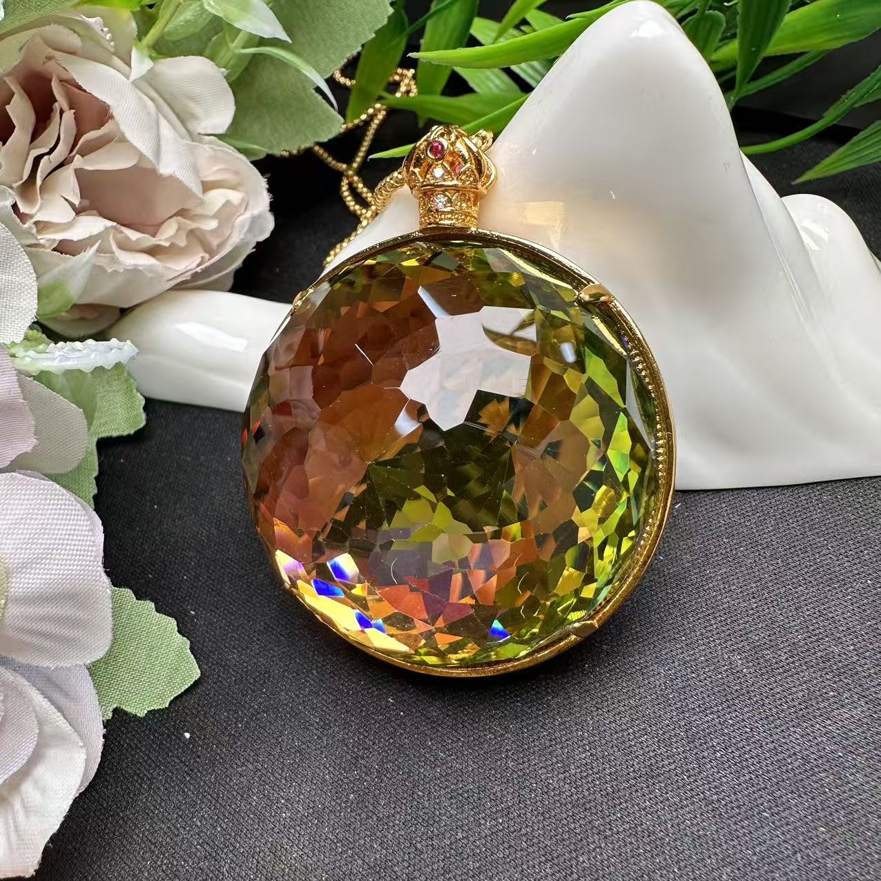 【香港国际荐选】高端珍奢典藏名录吊坠-t040