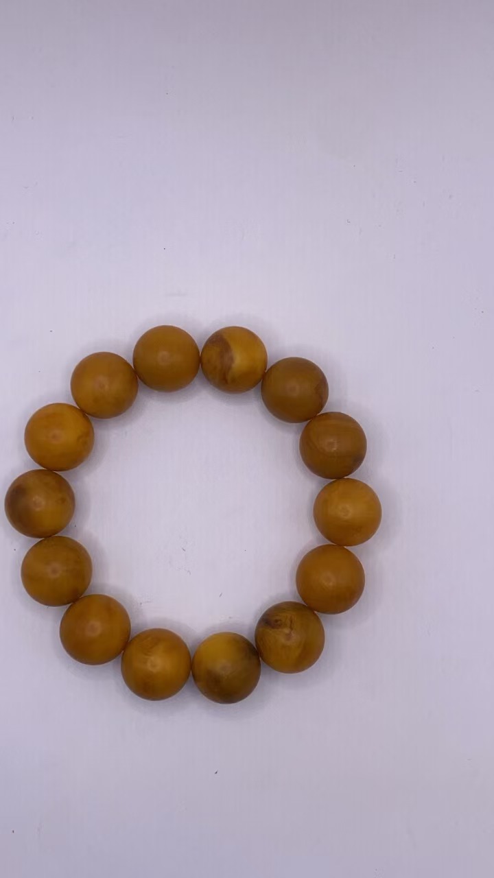 YY8【恒利】精美时尚大气搭配手串（多样性发其一）