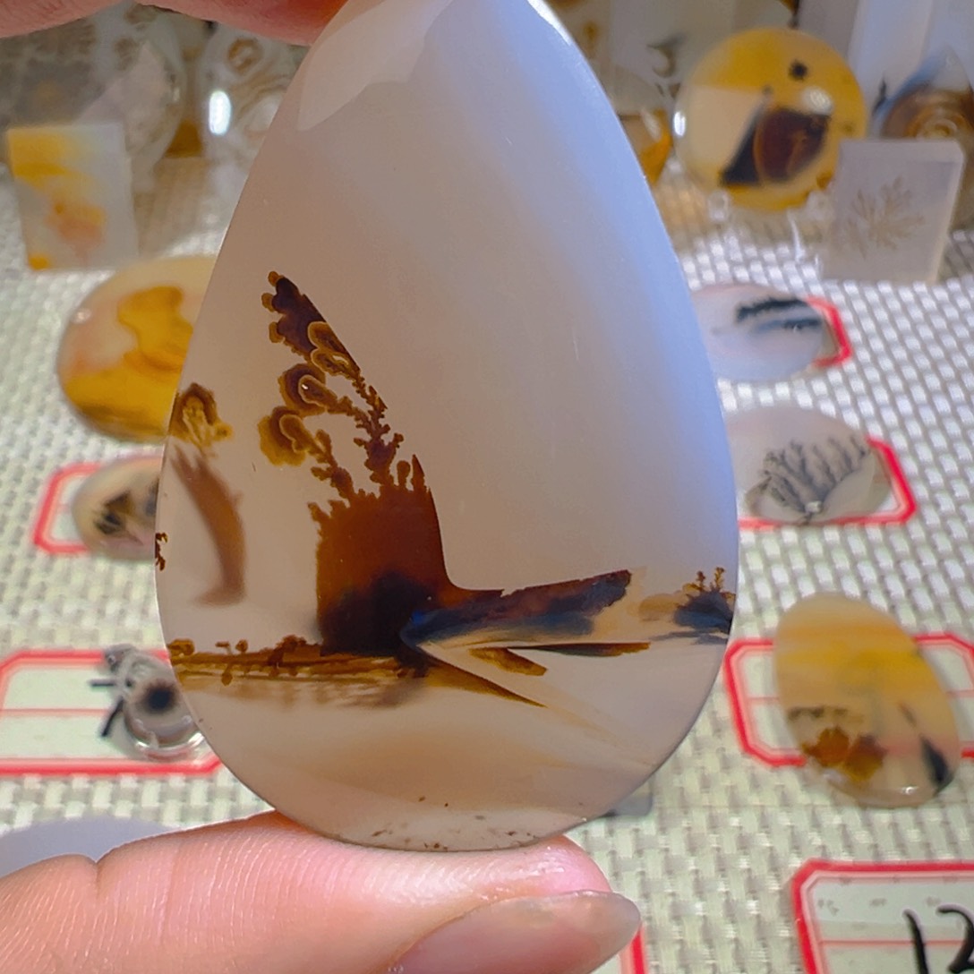 玛瑙/玉髓颈饰未镶嵌