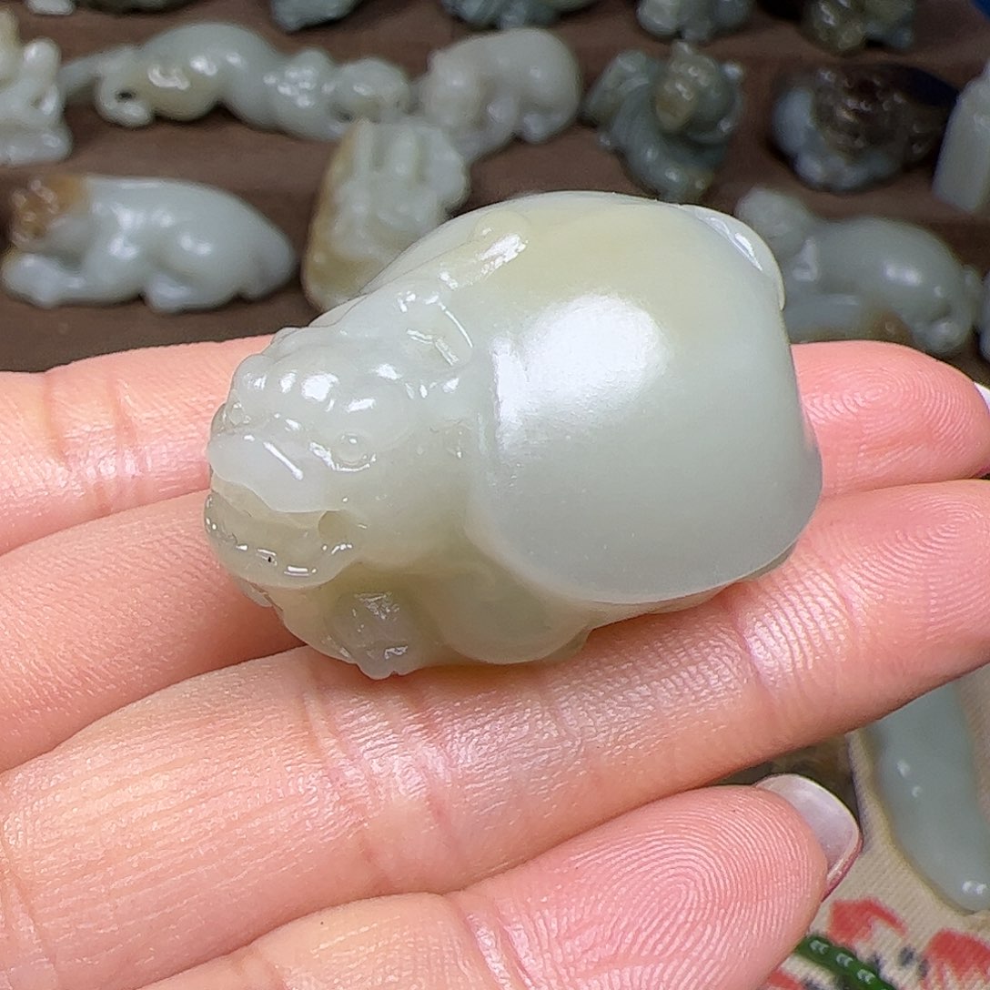 和田玉挂件未镶嵌