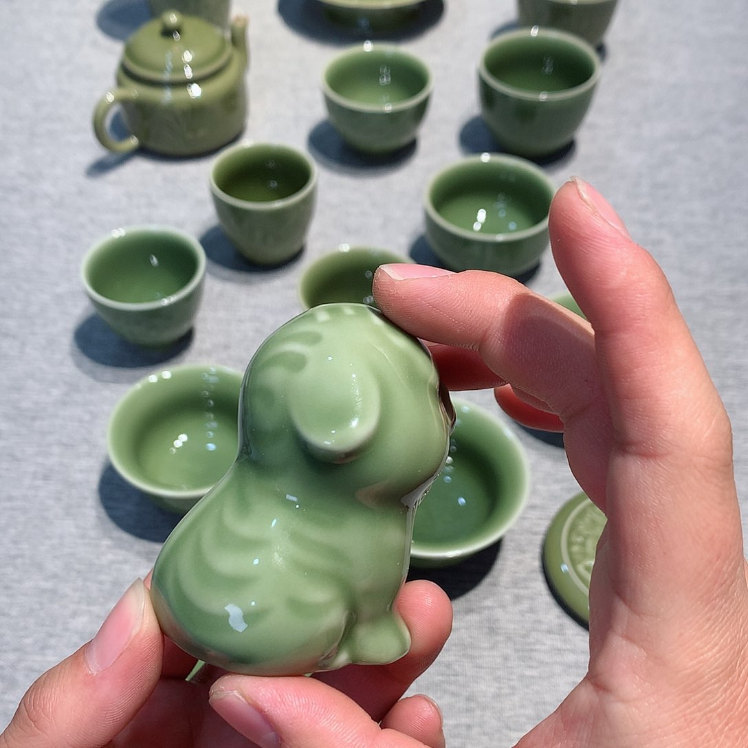 龙泉青瓷茶具茶宠