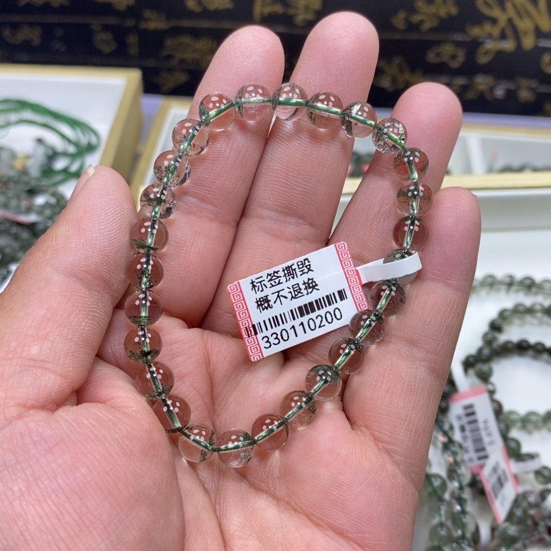 水晶绿幽灵手串未镶嵌大***?