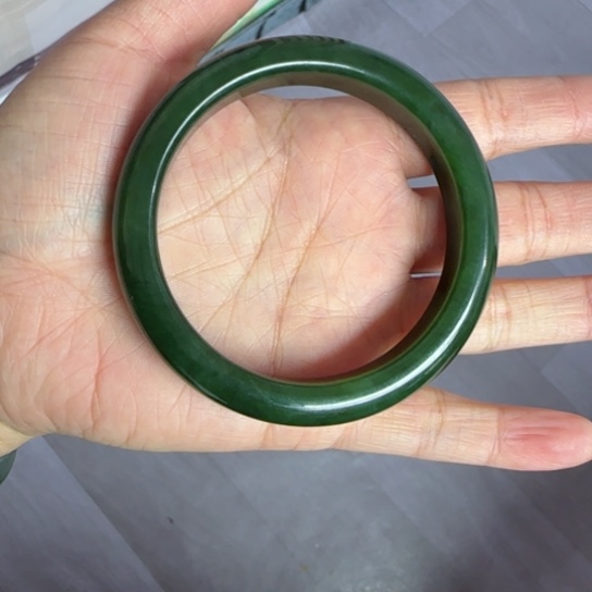 和田玉手镯未镶嵌52-62圈口都有