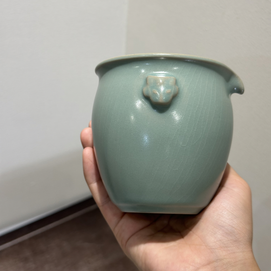 王君子老师家用复古虎头公道杯三百毫升手工制作青绿釉茶具冰裂纹