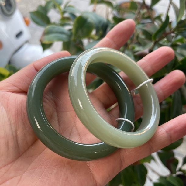 纯天然新疆和田玉手镯平安镯正圈国风百搭大气送礼多样性拍一发一