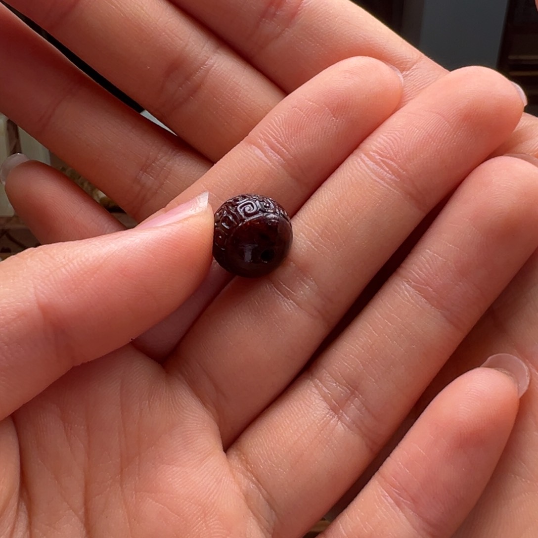 和田玉未镶嵌挂件鉴****）