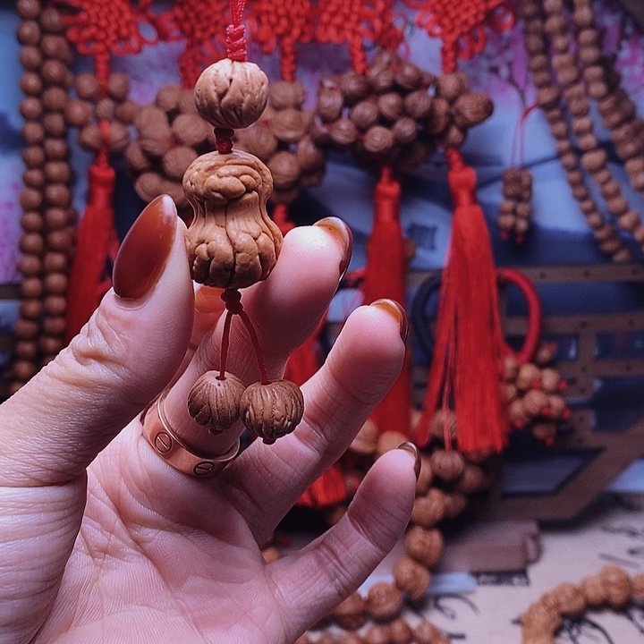 桃核吊坠龙纹桃枭