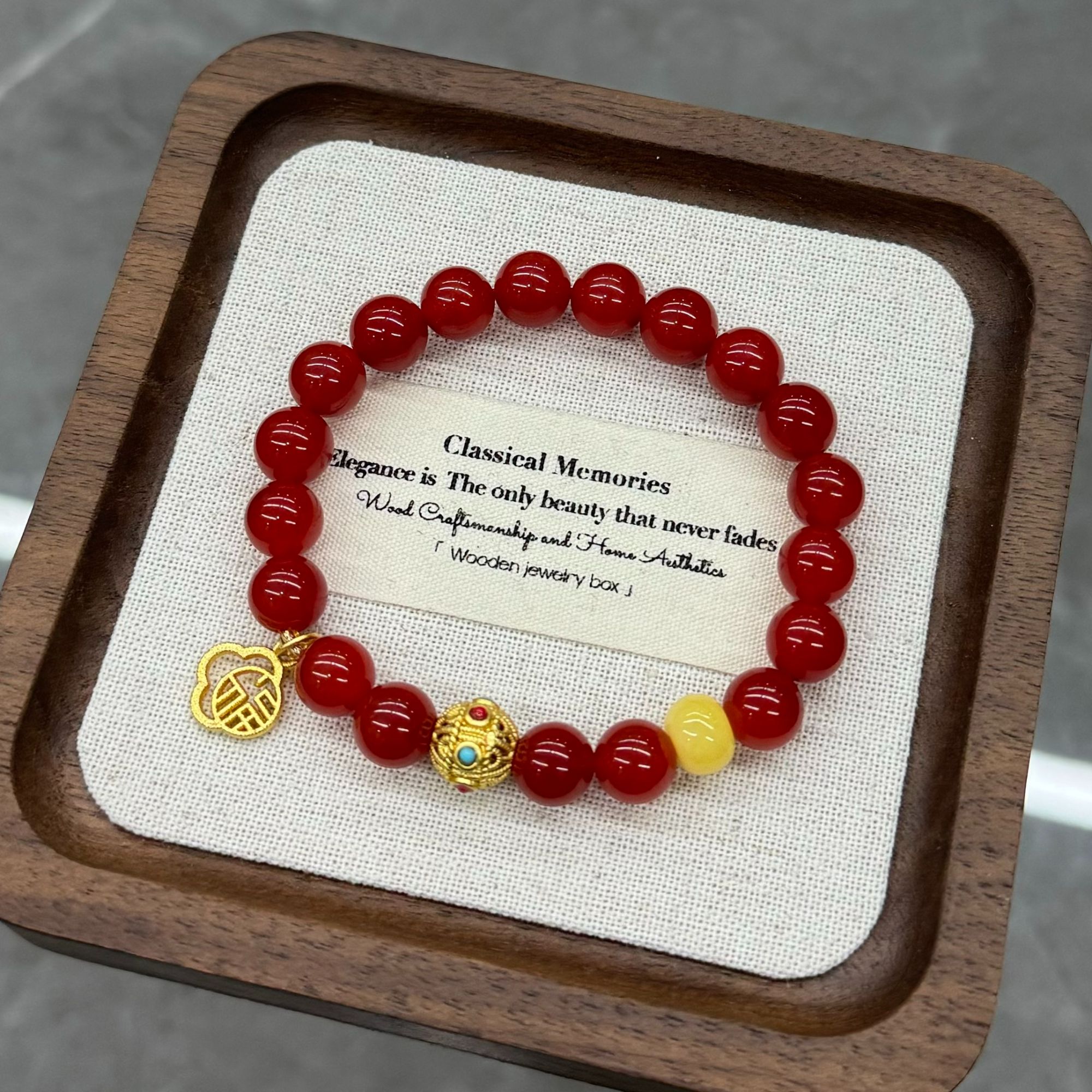 南红配鸡油黄蜜蜡单圈手串（多样性发一件）B-84