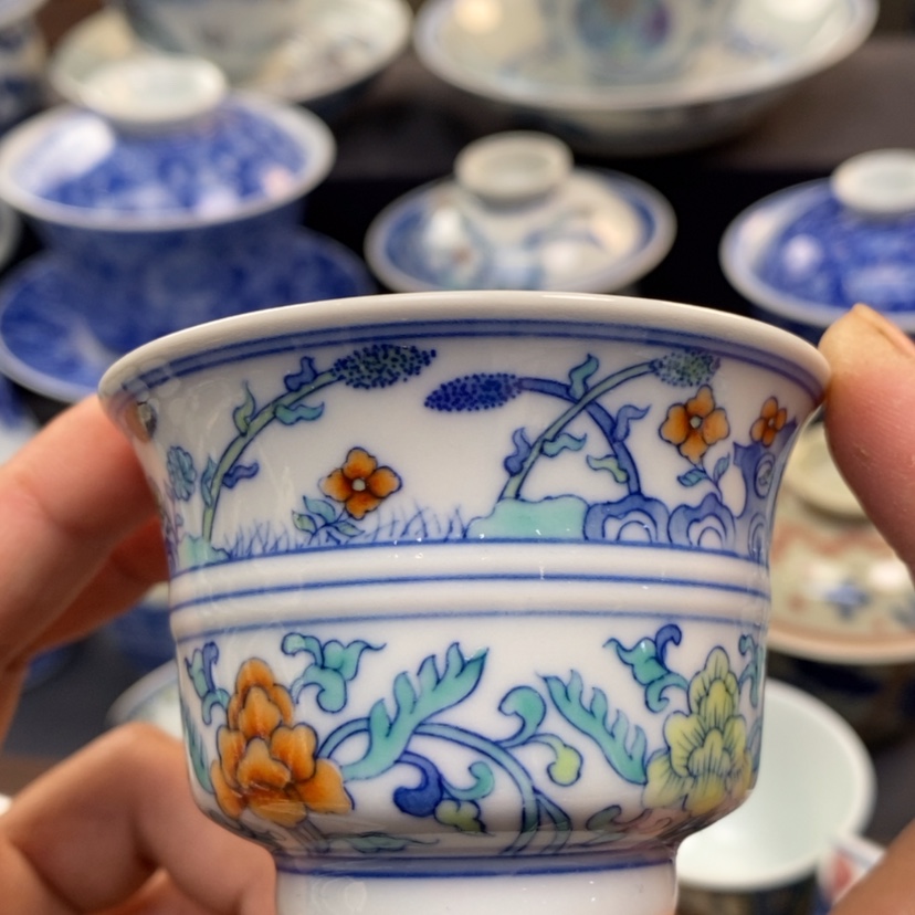 【闪购商品】景德镇青花斗彩主人杯