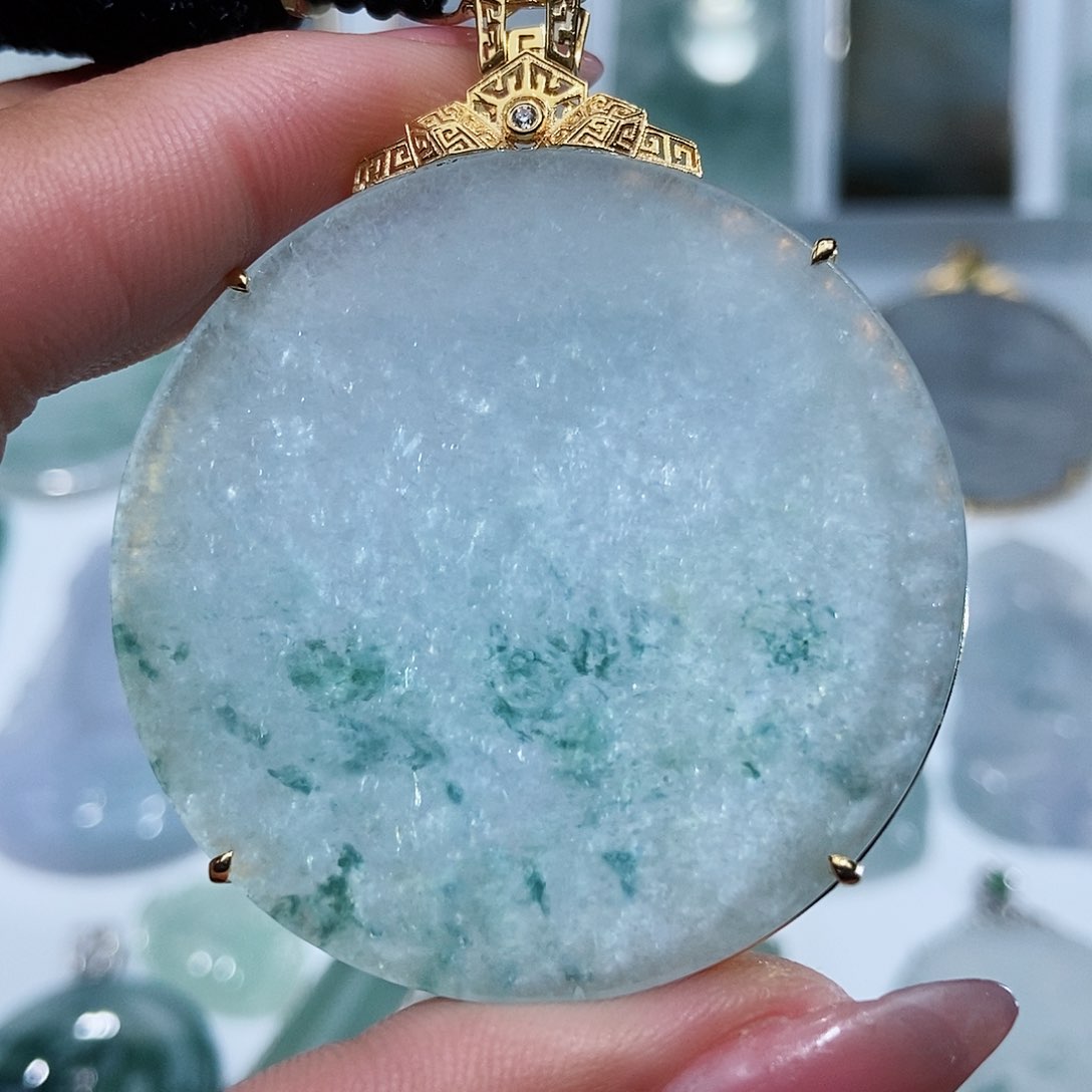 翡翠颈饰18K金镶嵌缅甸