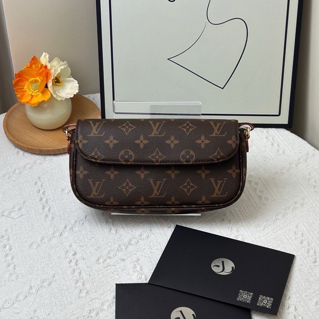 95新 LouisVuitton/路易威登 ivy老花 芯片款/JW5434