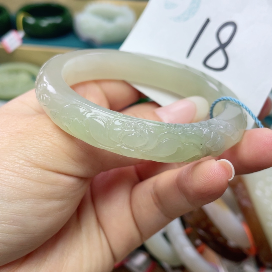 未镶嵌手镯和田玉圈口56