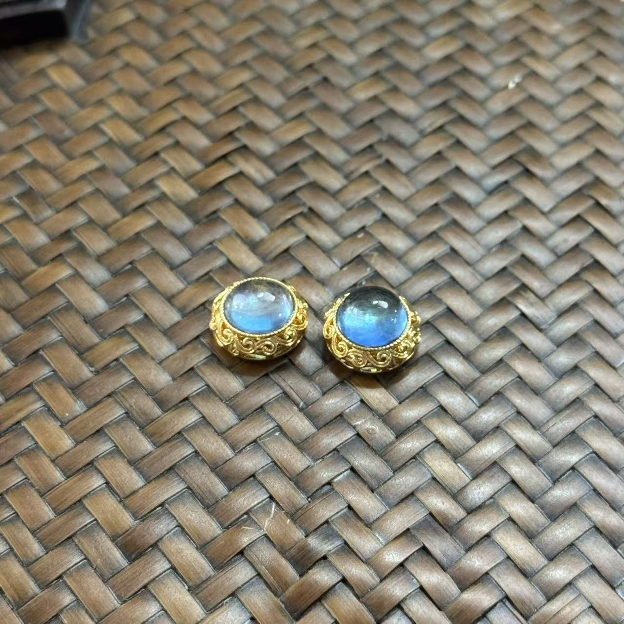 18k金配饰简约时尚百搭—多样性发其一