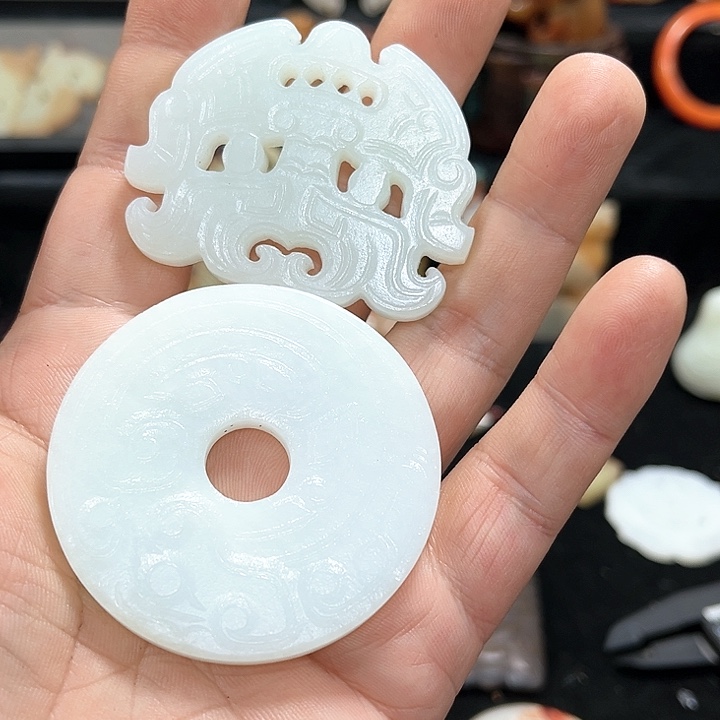 和田玉挂件未镶嵌上*