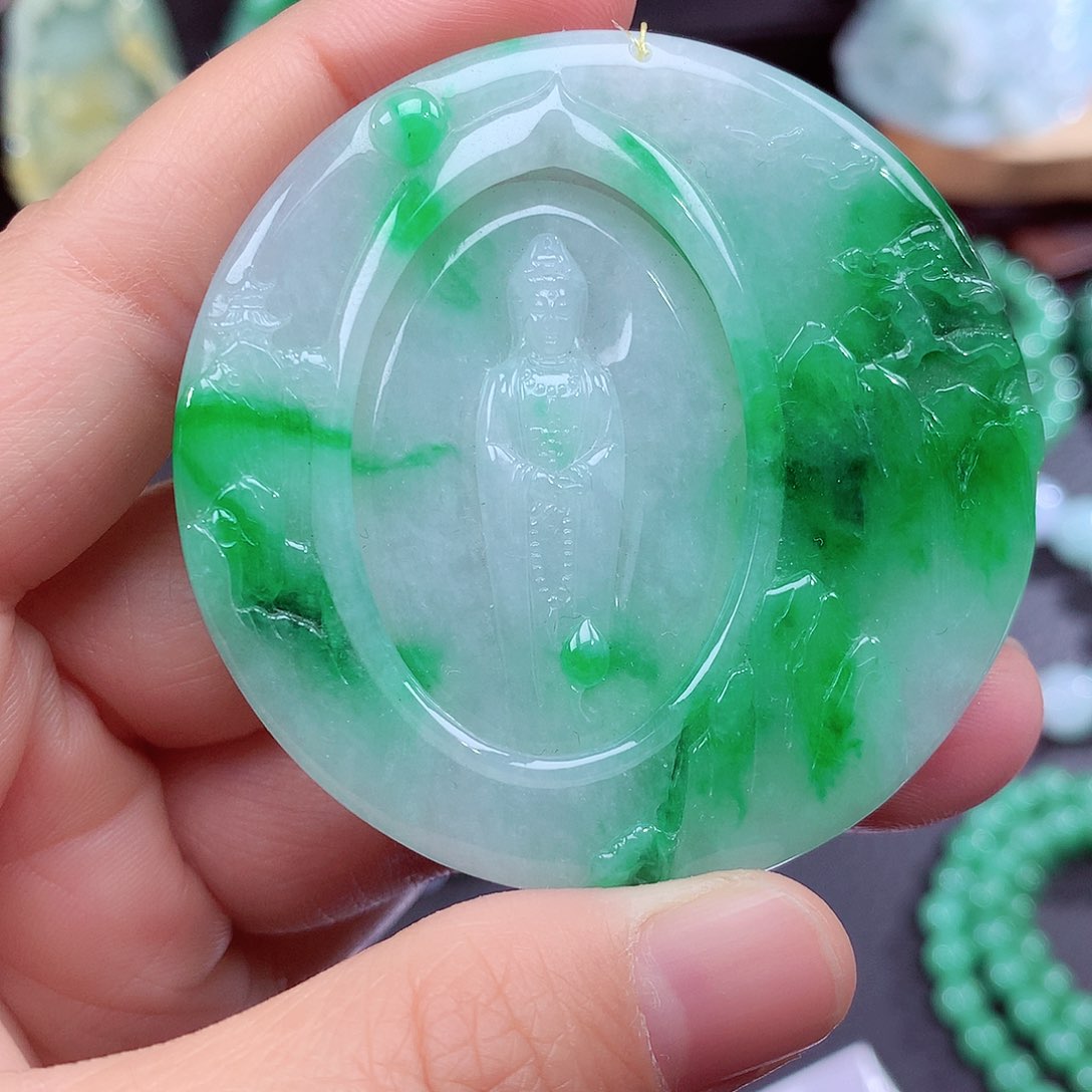 翡翠颈饰未镶嵌翡翠吊坠